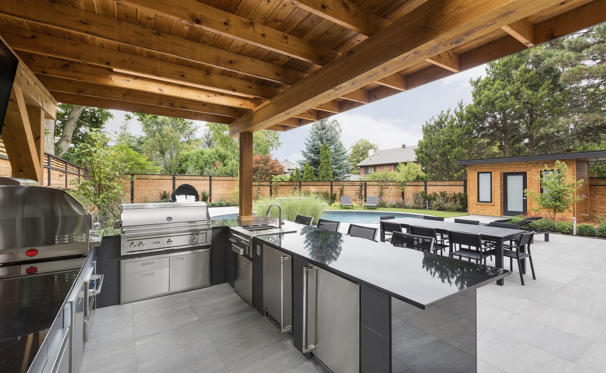 u shaped outdoor kitchen design